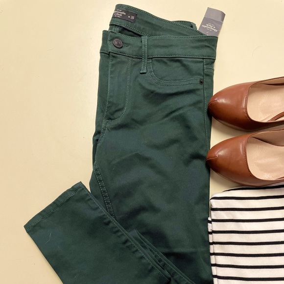 Abercrombie & Fitch Denim - Abercrombie and Fitch skinny jeans in size 2!